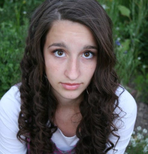 Lily Wyatt Photo 13
