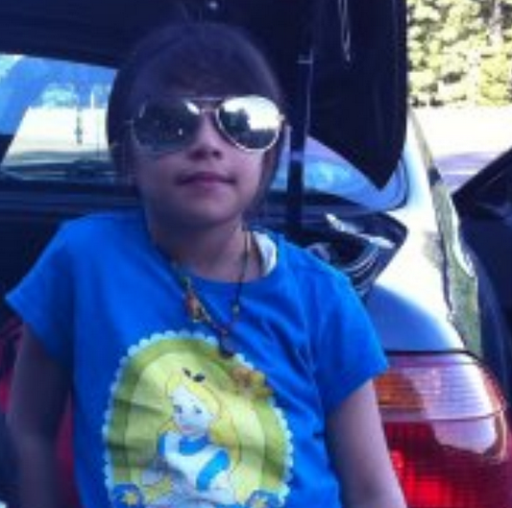 Allison Baez Photo 9