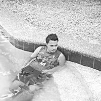 Robert Velarde Photo 15