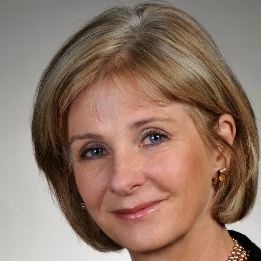 Judith Hunter Photo 14