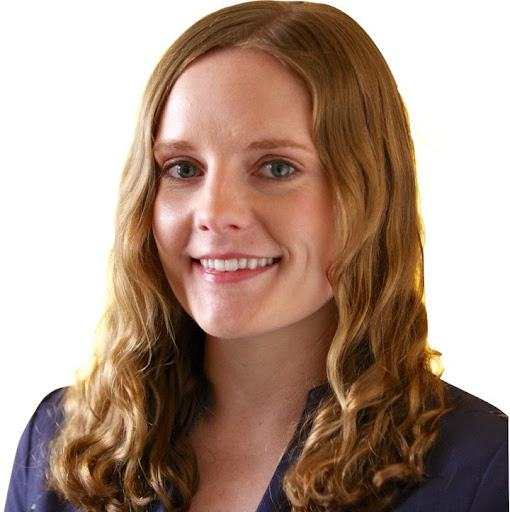 Elizabeth Connelly Photo 19