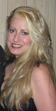 Darla Sutton Photo 9
