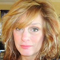 Laura Lambert Photo 25