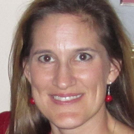 Elizabeth Huffman Photo 44