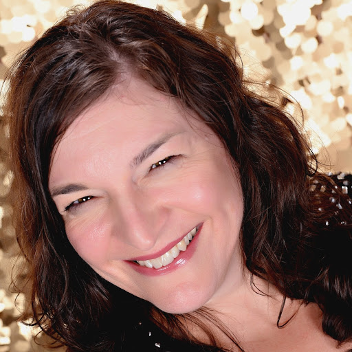 Vicky Carter Photo 32