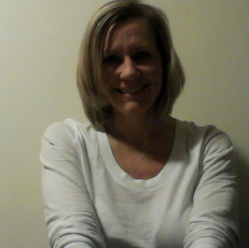 Michelle Ayers Photo 32