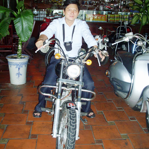 Chuong Hoang Photo 4