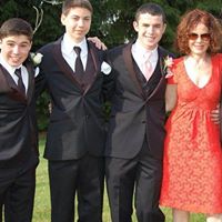 Amy Russell Photo 9