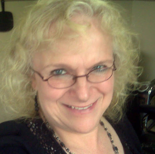 Vickie Davis Photo 28