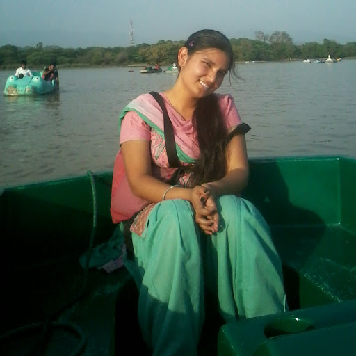 Sukhwinder Kaur Photo 15