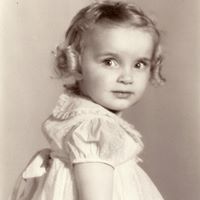Elizabeth Speed Photo 18