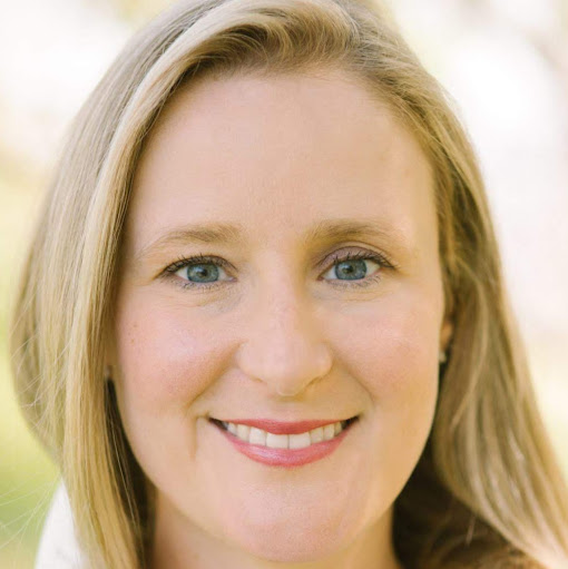 Amanda Riley Photo 23