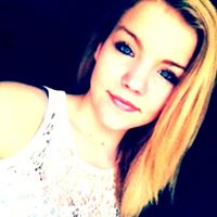 Michaela Hampton Photo 8