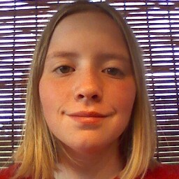 Hannah Scott Photo 14