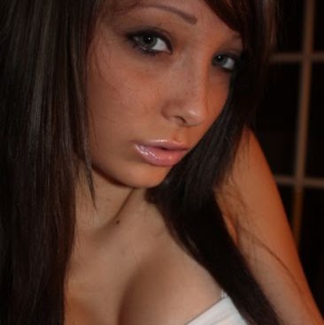 Angelica Martin Photo 14