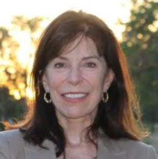 Cynthia Hall Photo 34