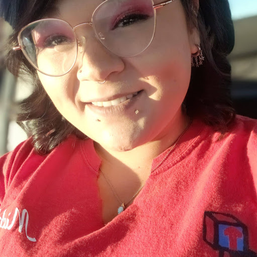 Michelle Chavez Photo 10