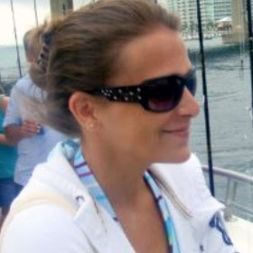 Erin Day Photo 7