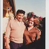 Debra Gomez Photo 35