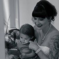 Megan Howe Photo 26