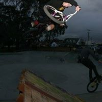 Andrew Dempsey Photo 35