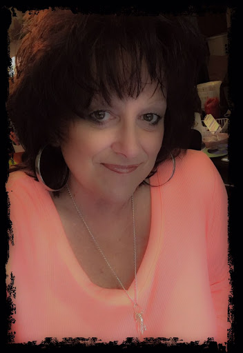 Linda Frey Photo 24
