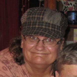 Diana Hartman Photo 10