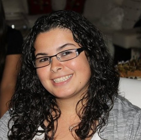 Anna Castillo Photo 14