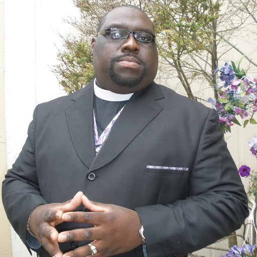 Jonathan Griggs Photo 11