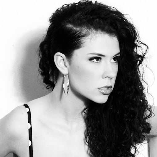 Samantha Phelps Photo 10
