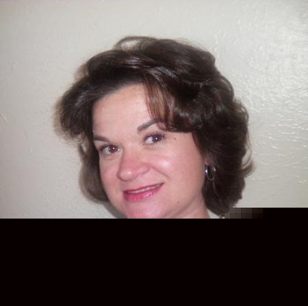 Jennifer Simmons Photo 10