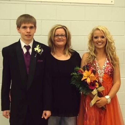 Michelle Welker Photo 12