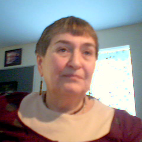 Alison Sutton Photo 7