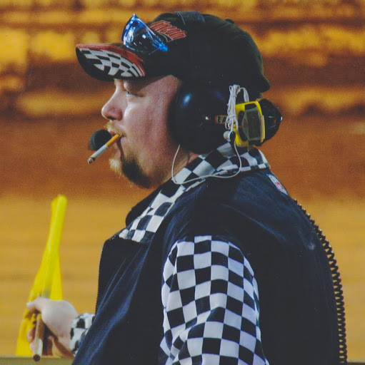Tony Sharp Photo 37
