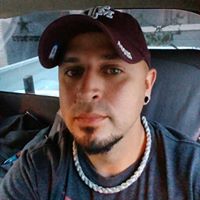 Robert Flores Photo 35