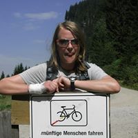 Laura Ebeling Photo 4