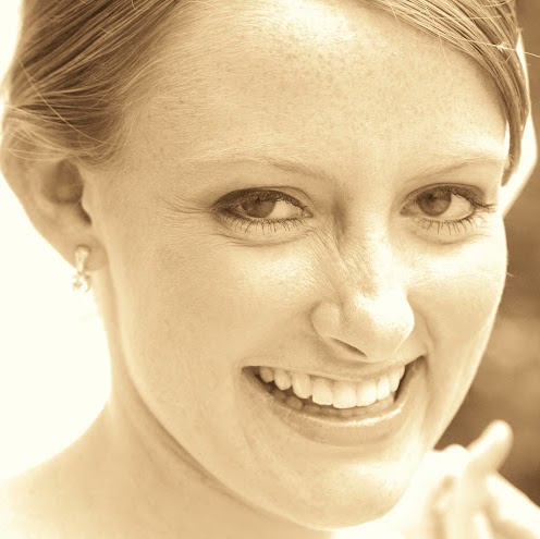 Amy Thurston Photo 30