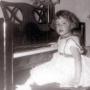 Laurie Hope Photo 8