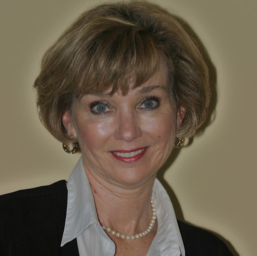 Denise Chamberlain Photo 15