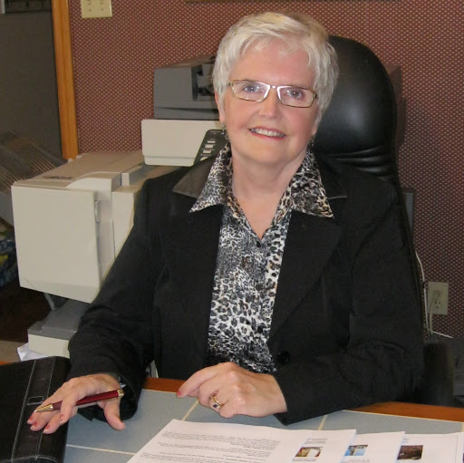 Gail Goodwin Photo 3