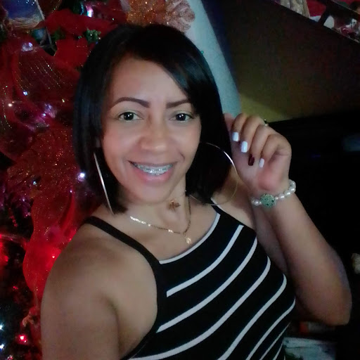 Martha Salinas Photo 15