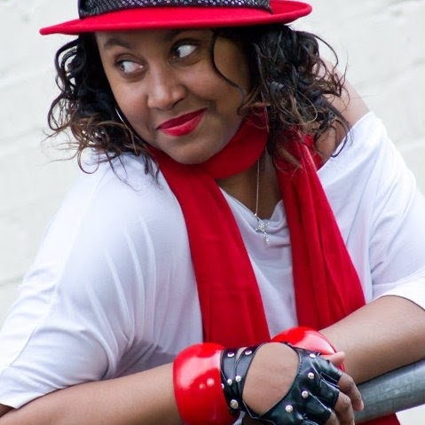 Michelle Mullings Photo 5