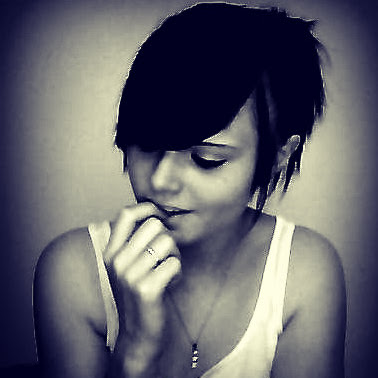 Amy Bird Photo 8