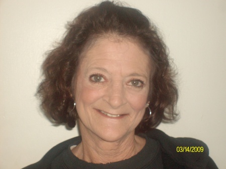 Penelope Smith Photo 13