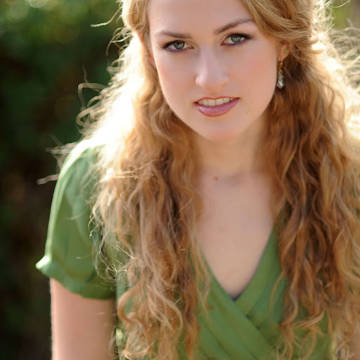 Annie Nelson Photo 37