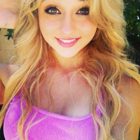 Victoria Nelson Photo 17