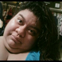 Amanda Zarate Photo 17