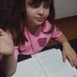 Beatriz Sanchez Photo 29