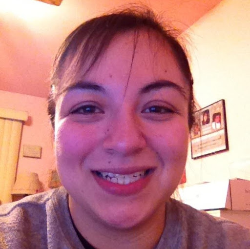 Angie Ruiz Photo 35