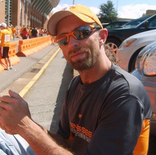 Tommy Hartley Photo 30